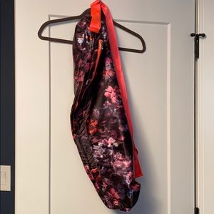 lululemon athletica yoga mat bag